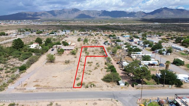 7854 Kiely Road, Vinton, TX 79821