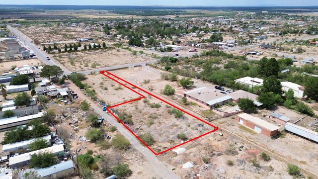 7854 Kiely Road, Vinton, TX 79821