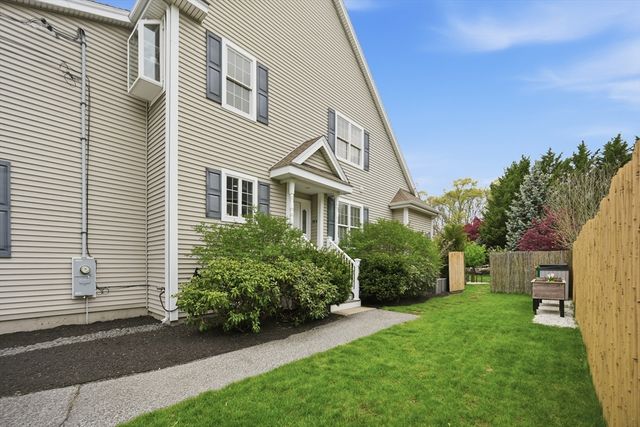 56 Merrimac St B, Woburn, MA 01801