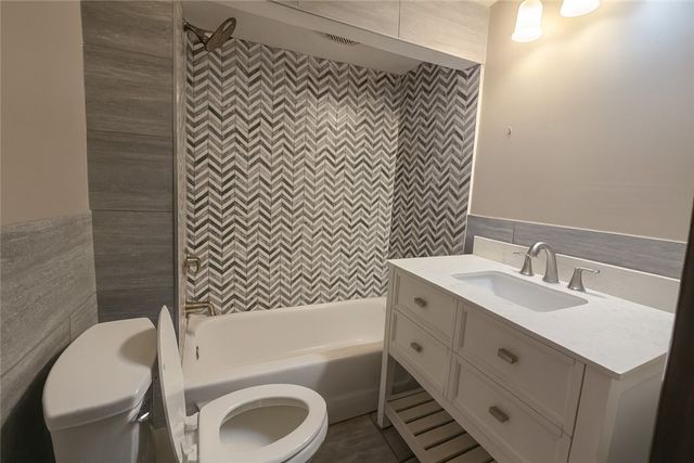 1818 Mary St, South Side, PA 15203