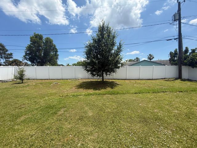 2225 SE Merrill Road, Port St. Lucie, Port St Lucie, FL 34952