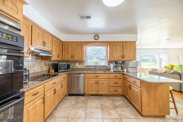 1758 Kenneth Ave, Union Twp., NJ 07083