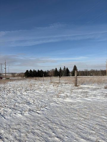 7035 Aurora Street, Bismarck, ND 58503 property photo