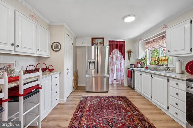 874 WOODCHUCK DR, Mount Laurel, NJ 08054