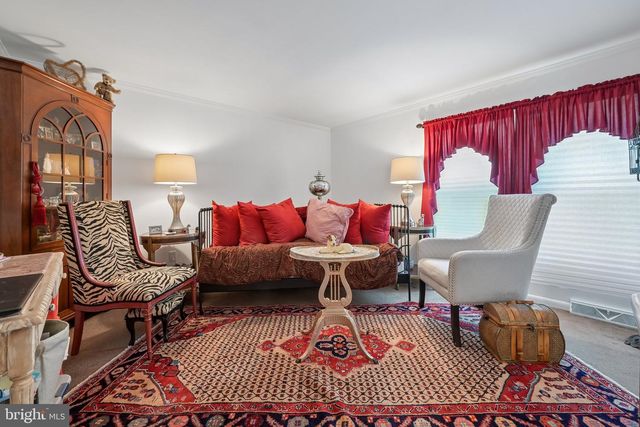 874 WOODCHUCK DR, Mount Laurel, NJ 08054