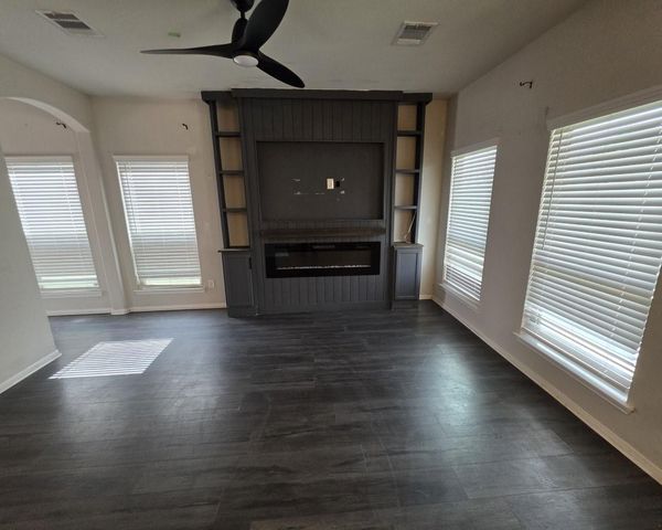 6408 Macroom Meadows Lane, Houston, TX 77048