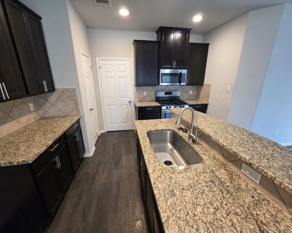 6408 Macroom Meadows Lane, Houston, TX 77048
