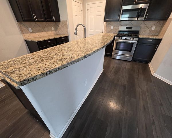 6408 Macroom Meadows Lane, Houston, TX 77048