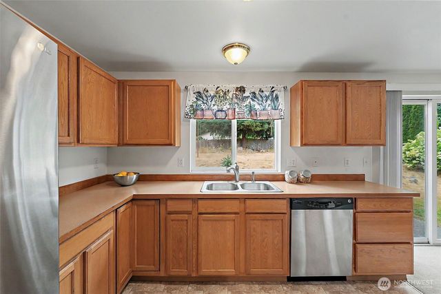 17444 155th Avenue SE, Yelm, WA 98597