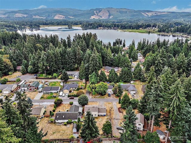 17444 155th Avenue SE, Yelm, WA 98597