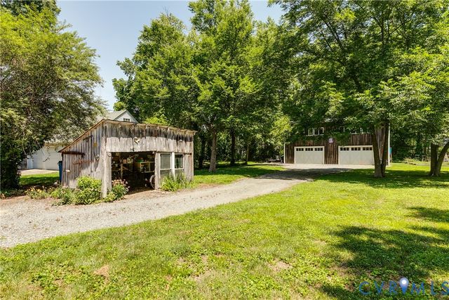 313 S James St, Ashland, VA 23005