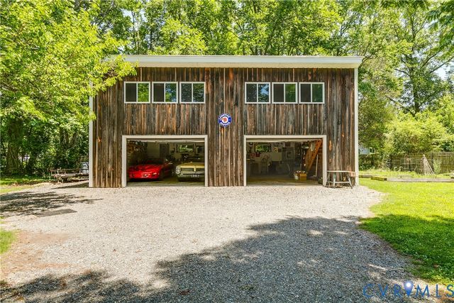 313 S James St, Ashland, VA 23005