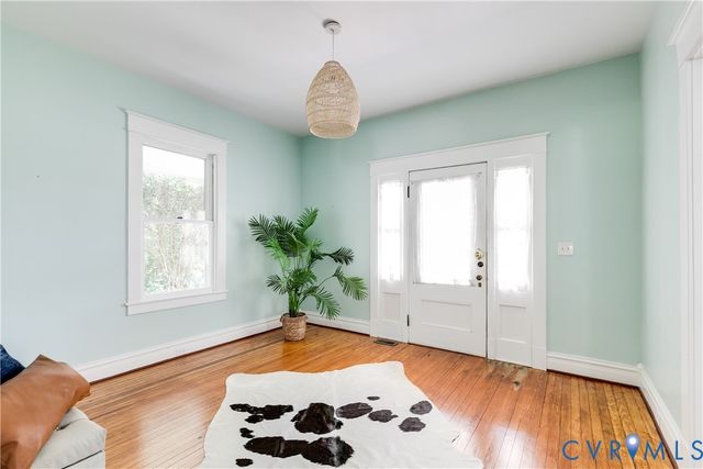 313 S James St, Ashland, VA 23005