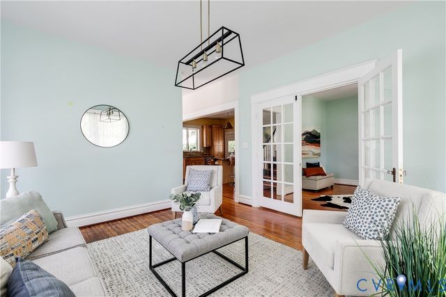 313 S James St, Ashland, VA 23005