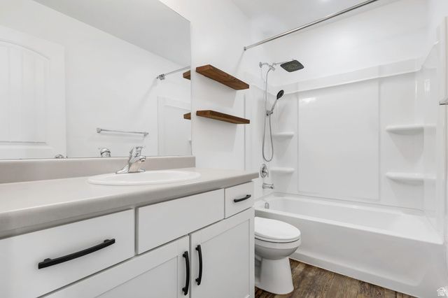 498 S PEGASUS WAY, Saratoga Springs, UT 84045