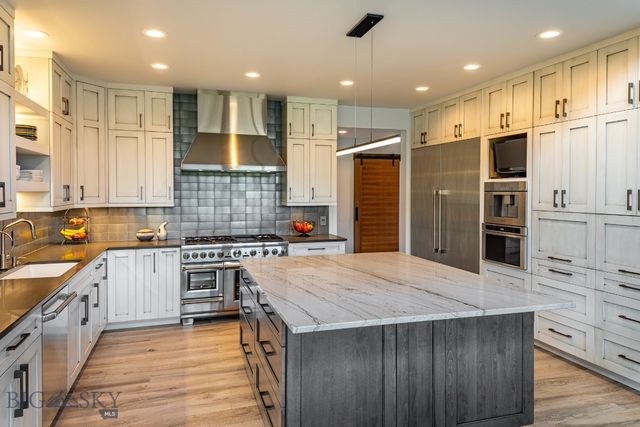 989 Bridger Lake Drive, Bozeman, MT 59718