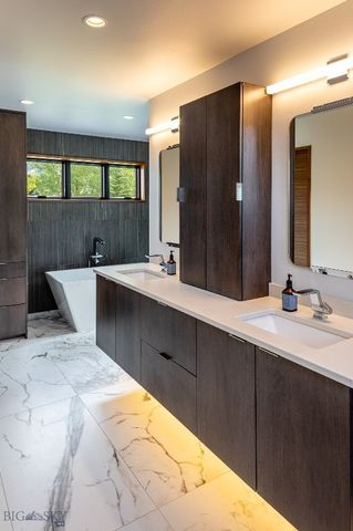 989 Bridger Lake Drive, Bozeman, MT 59718