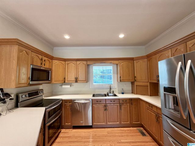 180 FOREST CIRCLE, Warrior, AL 35180