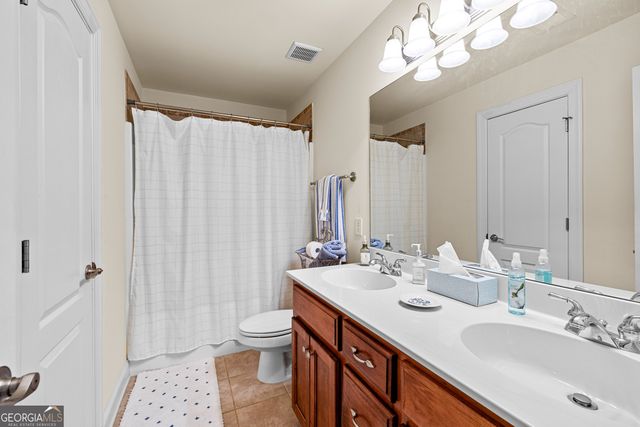 90 Westwind Drive, Newnan, GA 30263