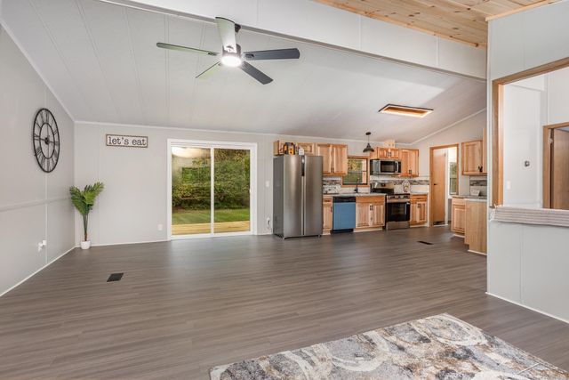 3030 E Estate Drive, Midland, MI 48642