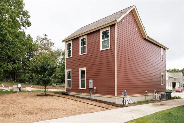 315 E 11th Street, Fayetteville, AR 72701
