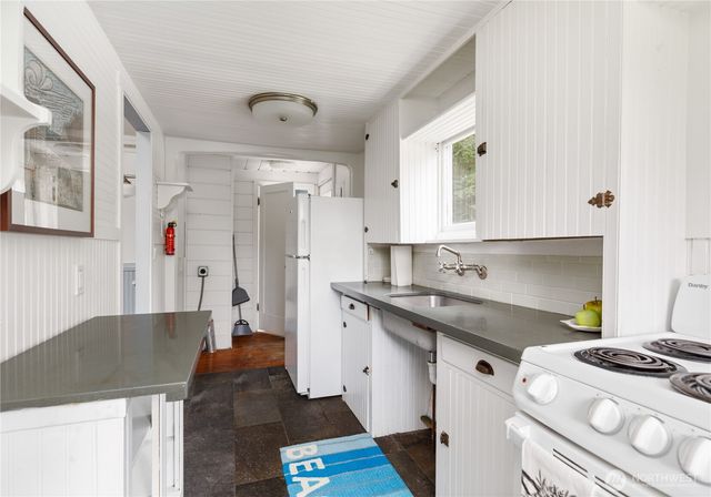 3191 East Harbor Road, Langley, WA 98260