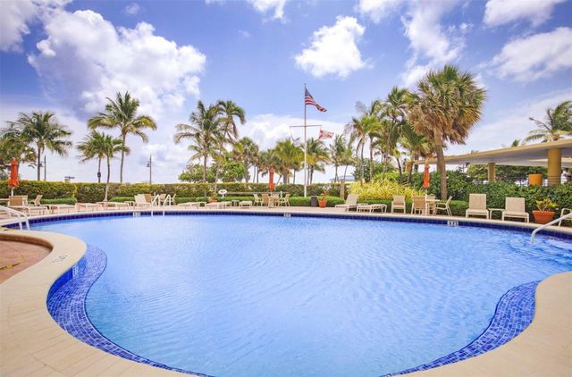 328 N Ocean Boulevard 1106, Pompano Beach, FL 33062