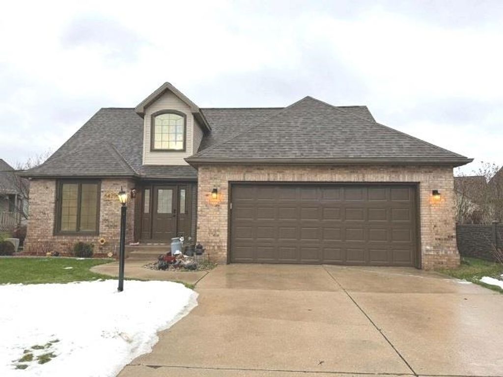 54290 Pebblestone Lane, Elkhart, IN 46514