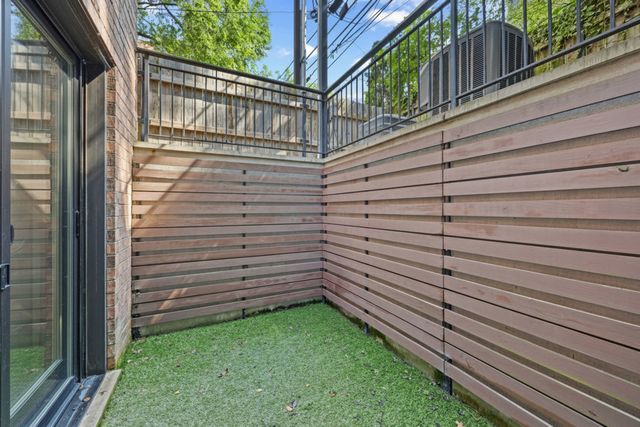 1823 N Halsted Street 1, Chicago, IL 60614