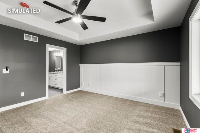 9218 Green Valley Lane, Lincoln, NE 68516