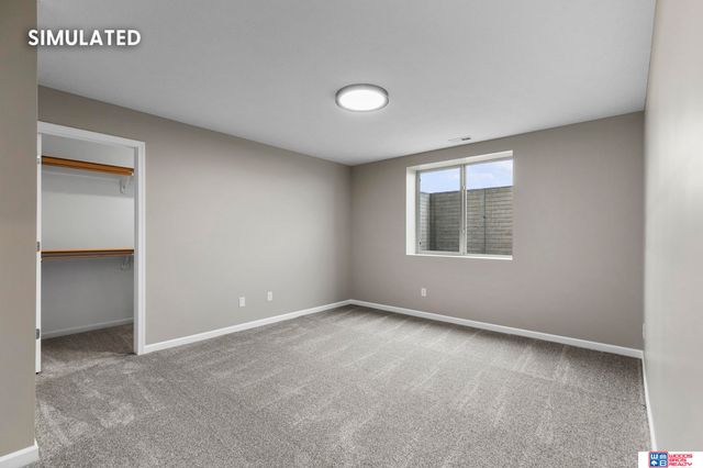 9218 Green Valley Lane, Lincoln, NE 68516