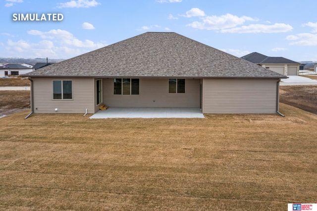 9218 Green Valley Lane, Lincoln, NE 68516