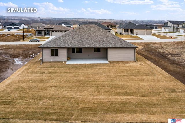 9218 Green Valley Lane, Lincoln, NE 68516