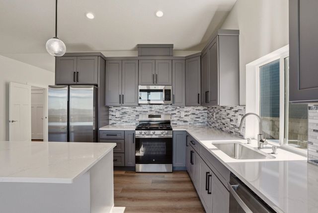 4219 W Tolliver Ct, Spokane, WA 99208