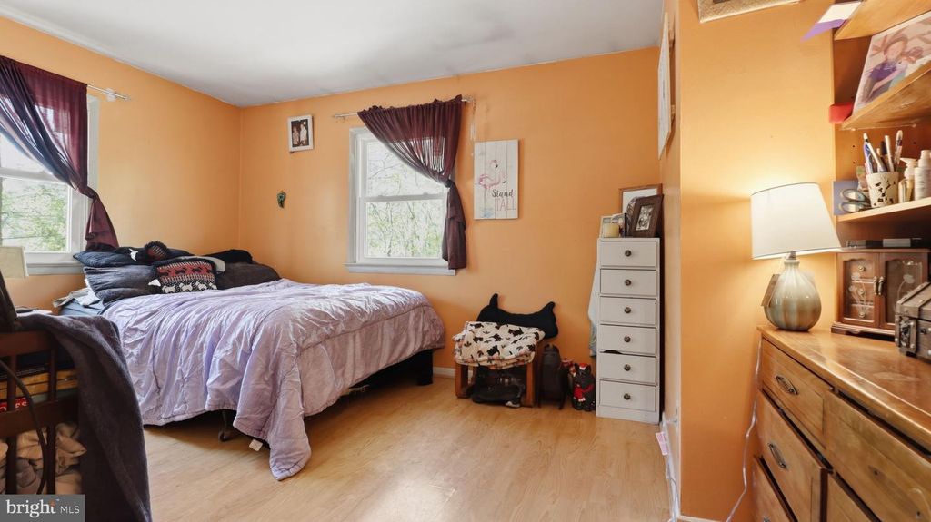 Image 14 of property listing at 13408 KRIS RAN CT, Fort Washington, MD 20744