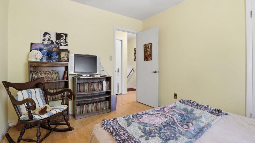 Image 17 of property listing at 13408 KRIS RAN CT, Fort Washington, MD 20744