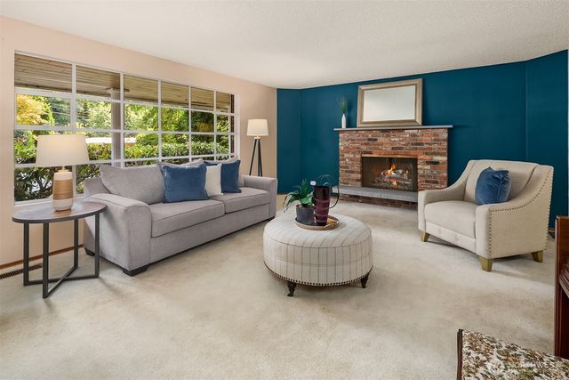 6116 190th Street, Kenmore, WA 98028