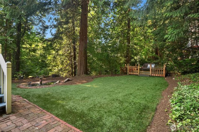 6116 190th Street, Kenmore, WA 98028
