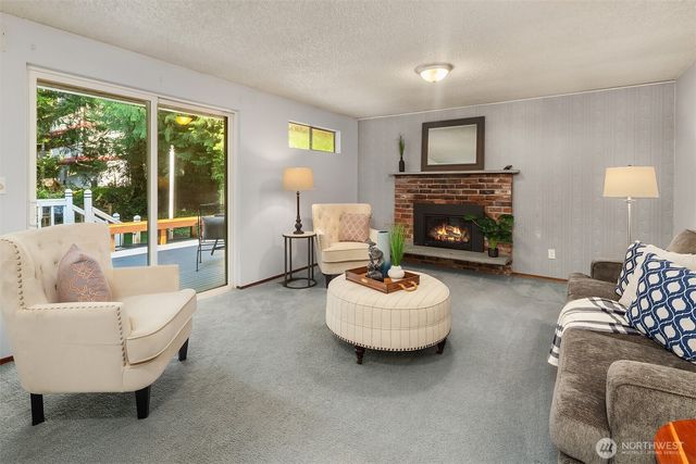 6116 190th Street, Kenmore, WA 98028
