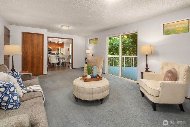 6116 190th Street, Kenmore, WA 98028