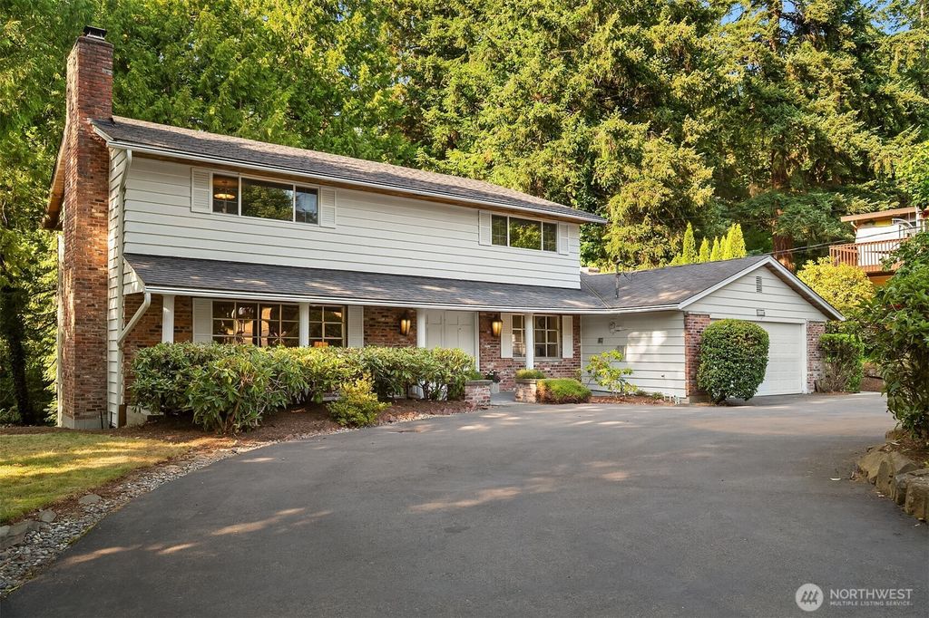6116 190th Street, Kenmore, WA 98028