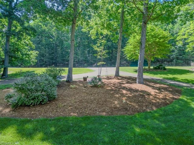 562 Rocky Cove Lane, Denton, NC 27239