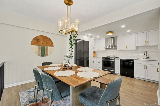15 Stewart Place 1S, White Plains, NY 10603
