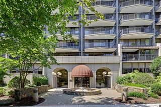 15 Stewart Place 1S, White Plains, NY 10603