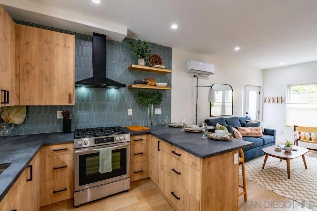 725 Pennsylvania Ave 727-1, San Diego, CA 92103