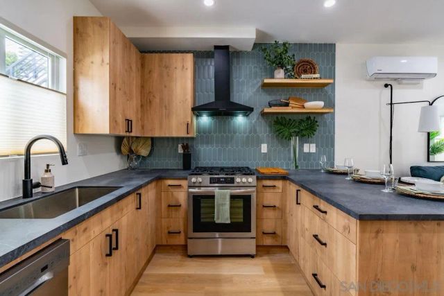 725 Pennsylvania Ave 727-1, San Diego, CA 92103
