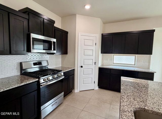 7409 SCARLET OAK Place, Canutillo, TX 79835