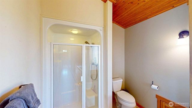 156 Poechmann Road, Okanogan, WA 98840