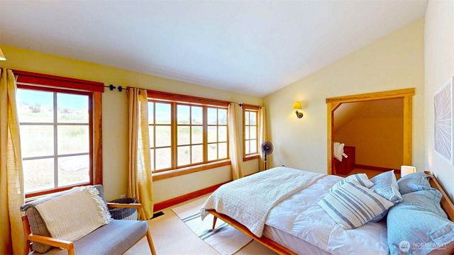 156 Poechmann Road, Okanogan, WA 98840