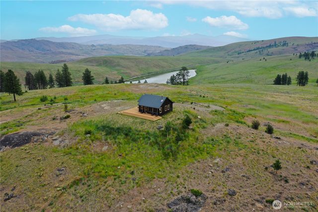 156 Poechmann Road, Okanogan, WA 98840